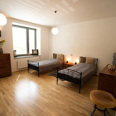 Apartment Black Field
